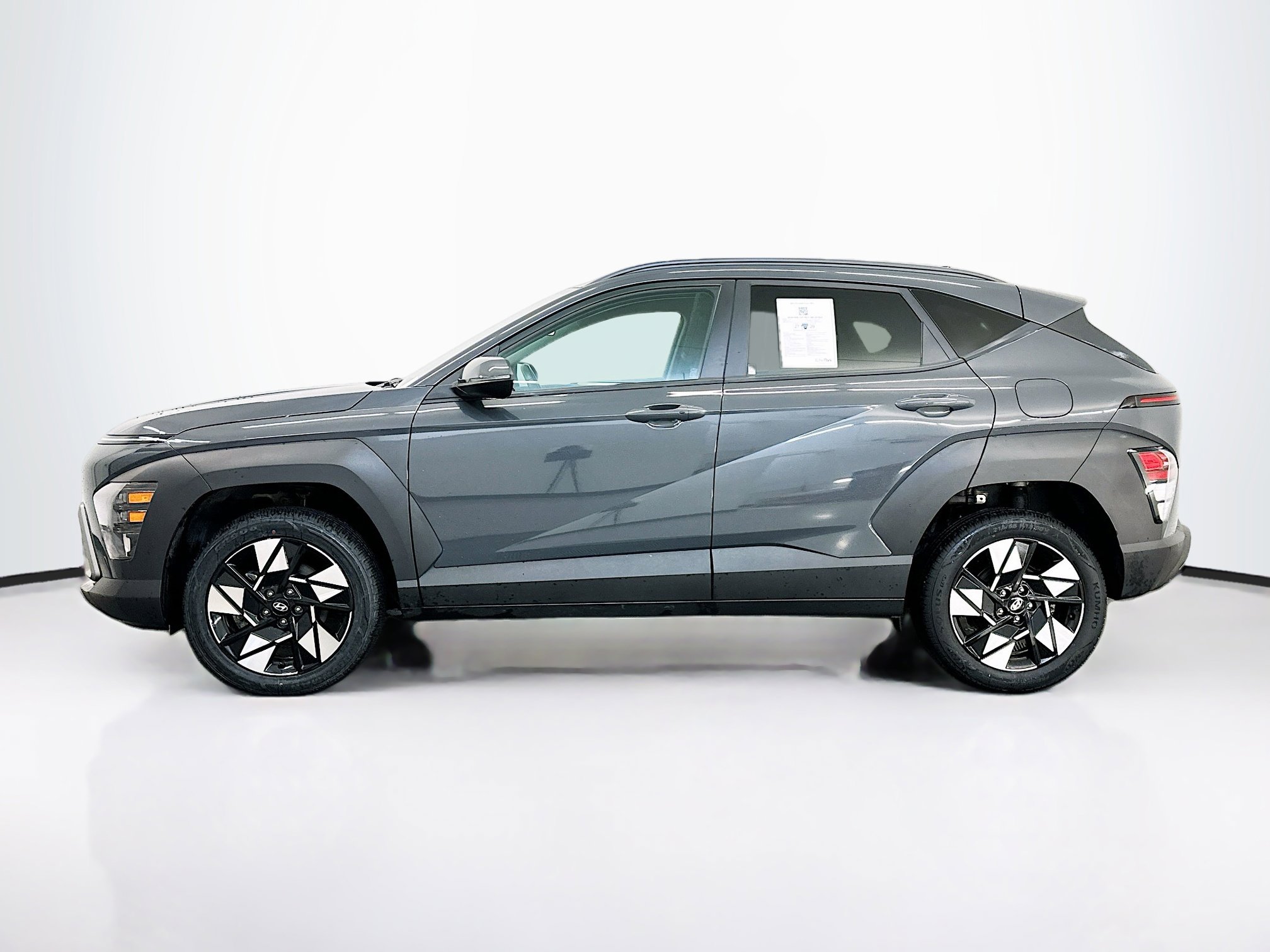 Used 2024 Hyundai Kona SEL image 4