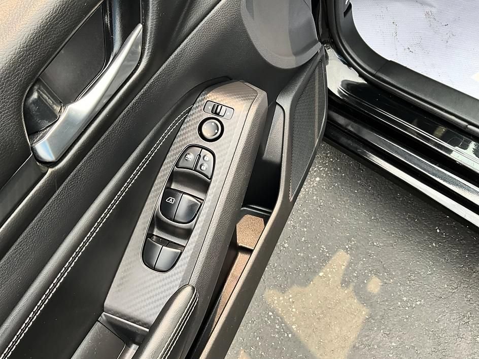Used 2019 Nissan Altima 2.5 S FWD image 14