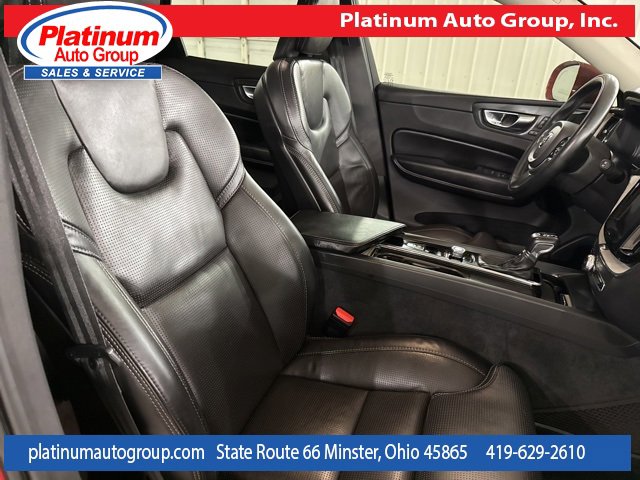 Used 2021 Volvo XC60 T5 Inscription image 39