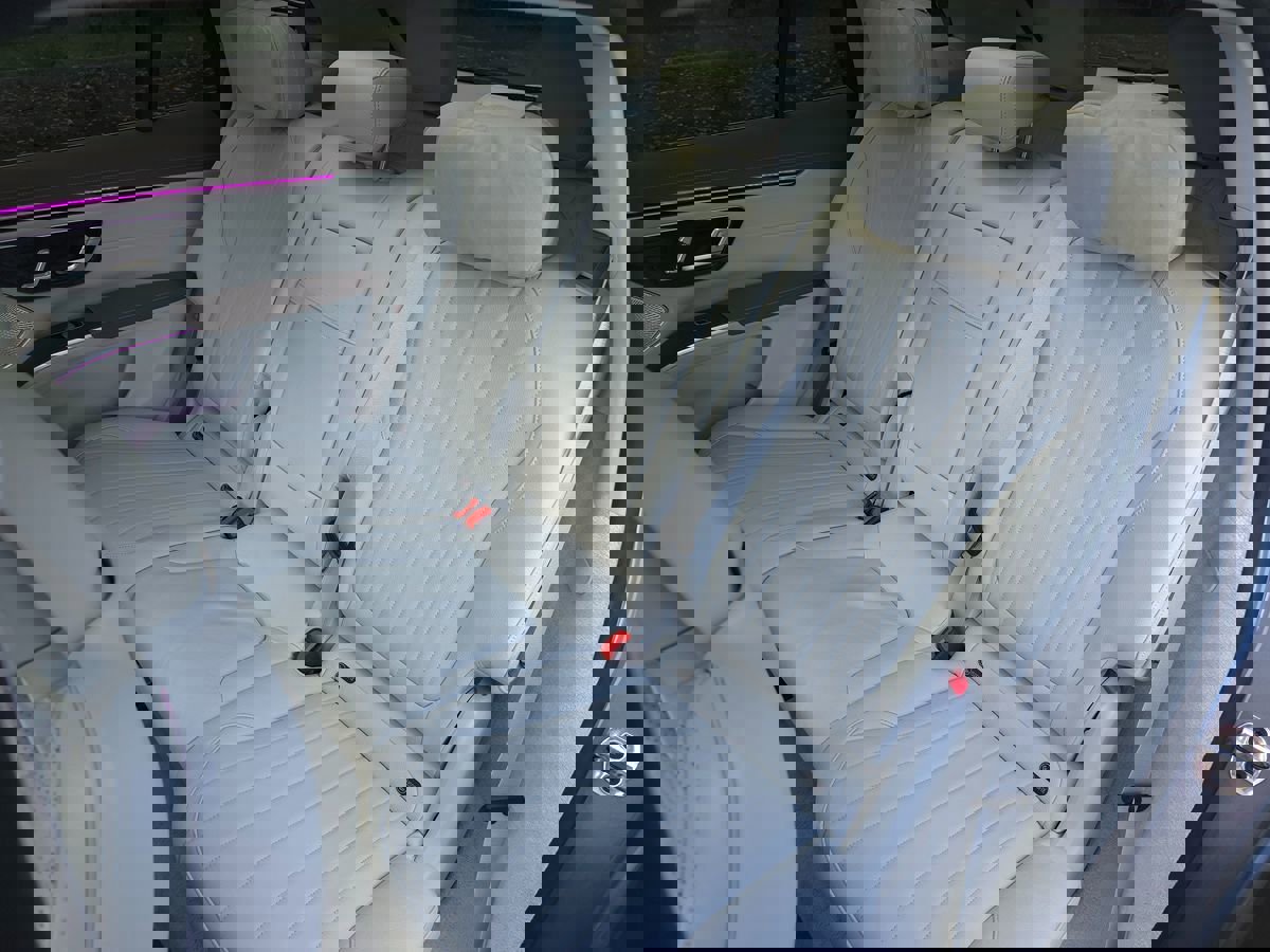 Used 2023 Mercedes-Benz EQS 450+ SUV image 16