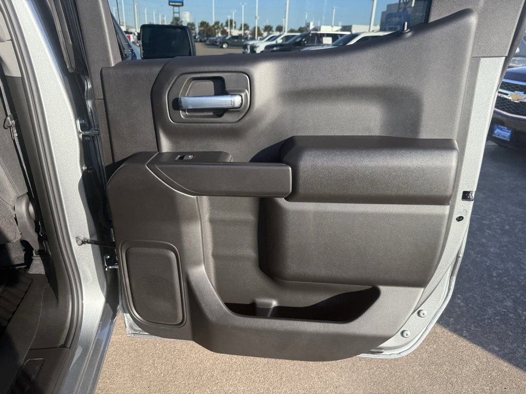 New 2026 Chevrolet Silverado 1500 Custom image 40