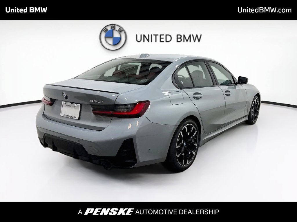 New 2026 BMW 330i Sedan w/ M Sport Package RWD image 5