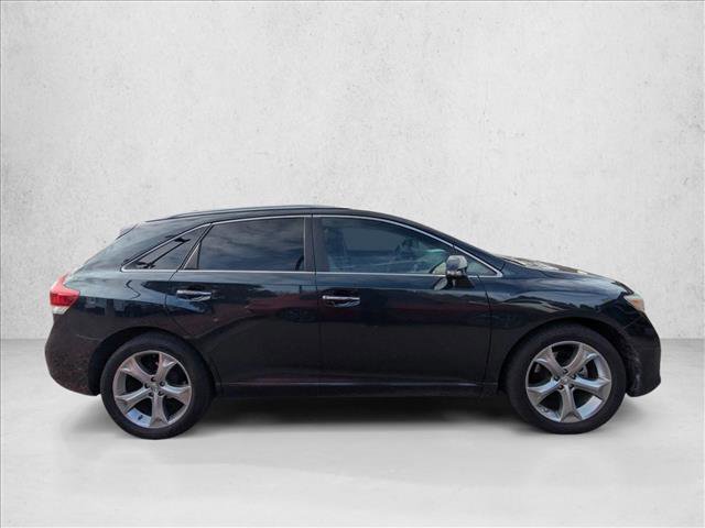 Used 2015 Toyota Venza XLE image 4