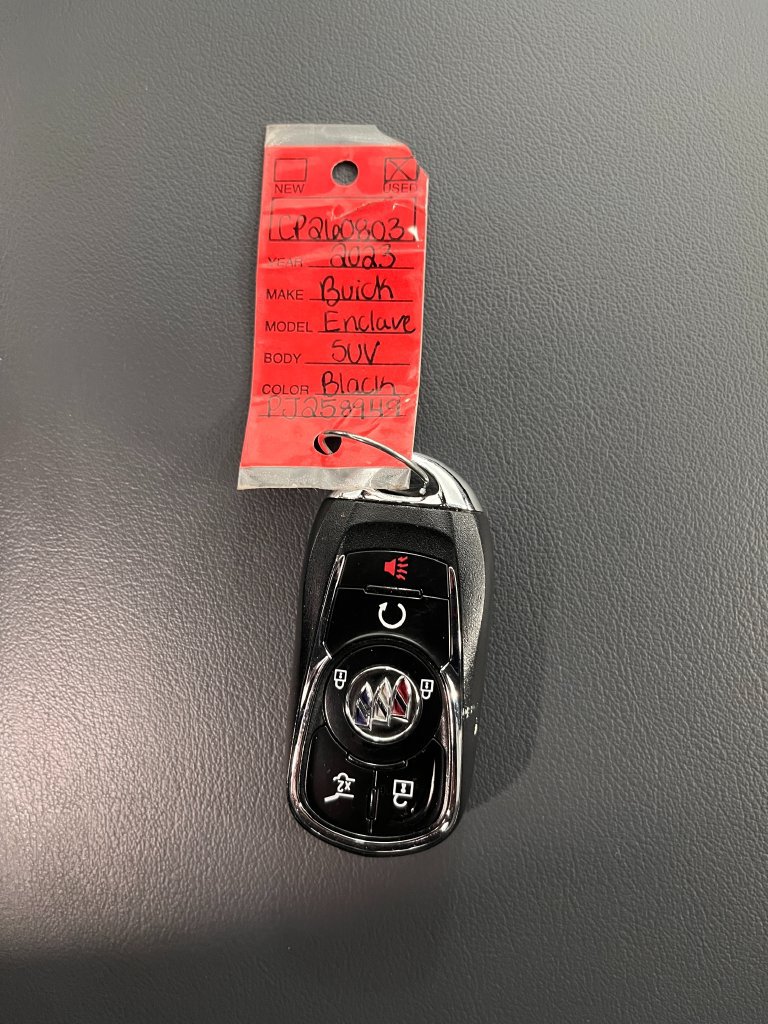 Used 2023 Buick Enclave Essence AWD/4WD image 36