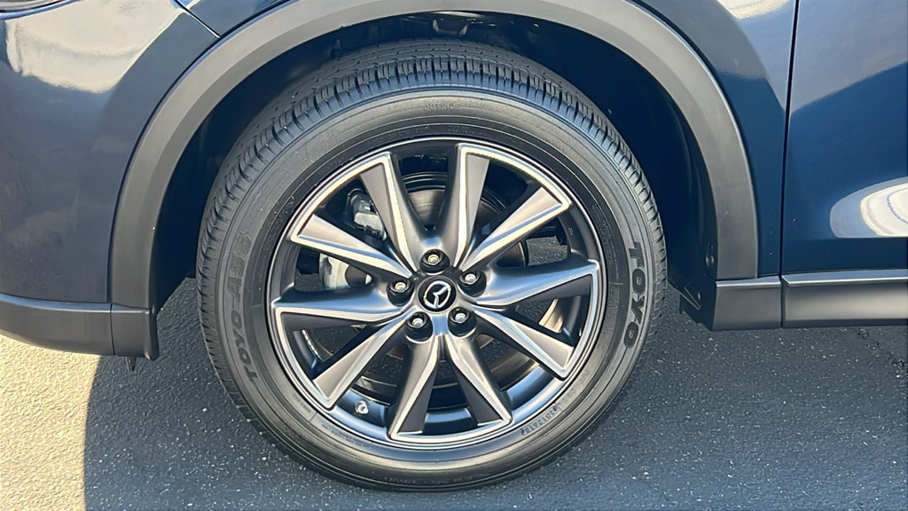 Used 2018 MAZDA CX-5 Touring w/ Preferred Equipment Package FWD image 6