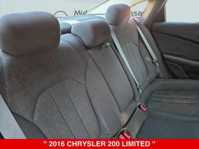 Used 2016 Chrysler 200 Limited w/ Anniversary Edition FWD image 32
