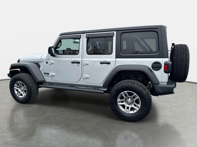 Used 2022 Jeep Wrangler Unlimited Sport AWD/4WD image 3