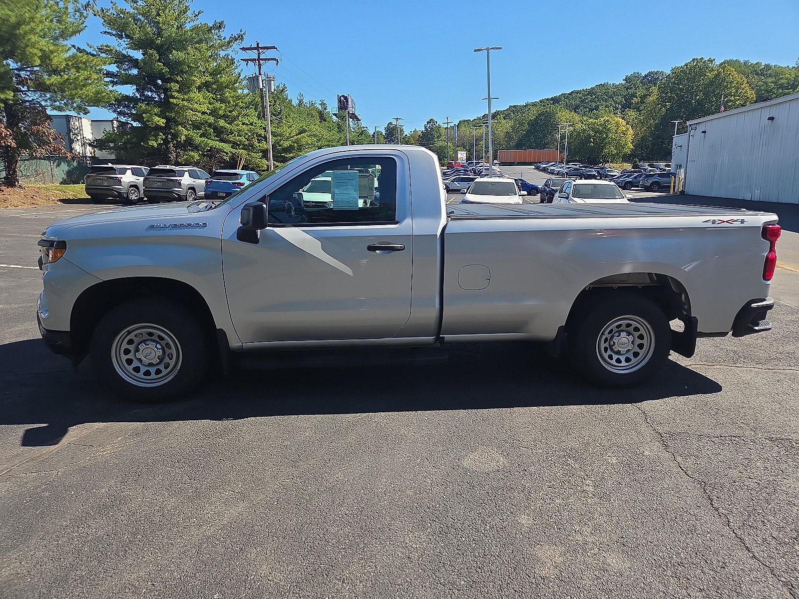 Used 2022 Chevrolet Silverado 1500 W/T AWD/4WD image 6