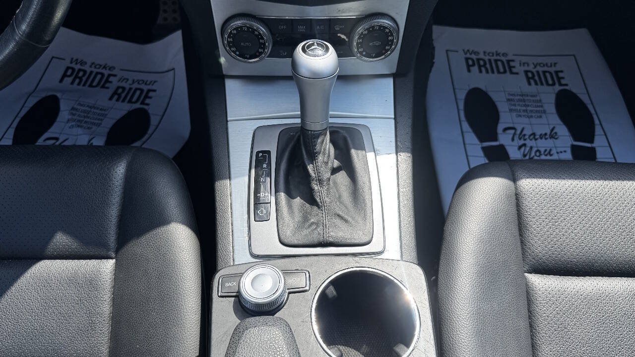 Used 2008 Mercedes-Benz C 300 Sedan image 13