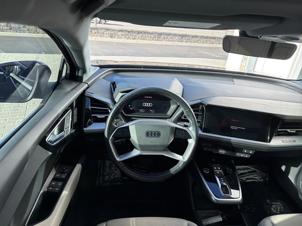 Used 2024 Audi Q4 e-tron Premium Plus image 14