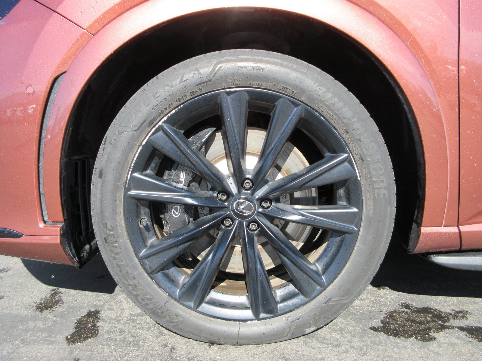 Used 2023 Lexus RX 500h F Sport w/ Cold Area Package AWD/4WD image 19
