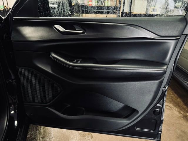 Used 2023 Jeep Grand Cherokee Altitude image 14