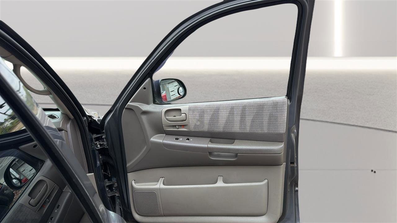 Used 2002 Dodge Durango SLT AWD/4WD image 16