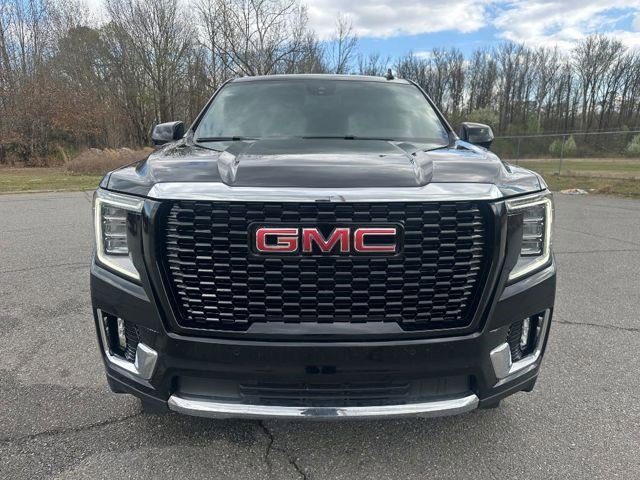 Used 2023 GMC Yukon XL SLT w/ Max Trailering Package image 9