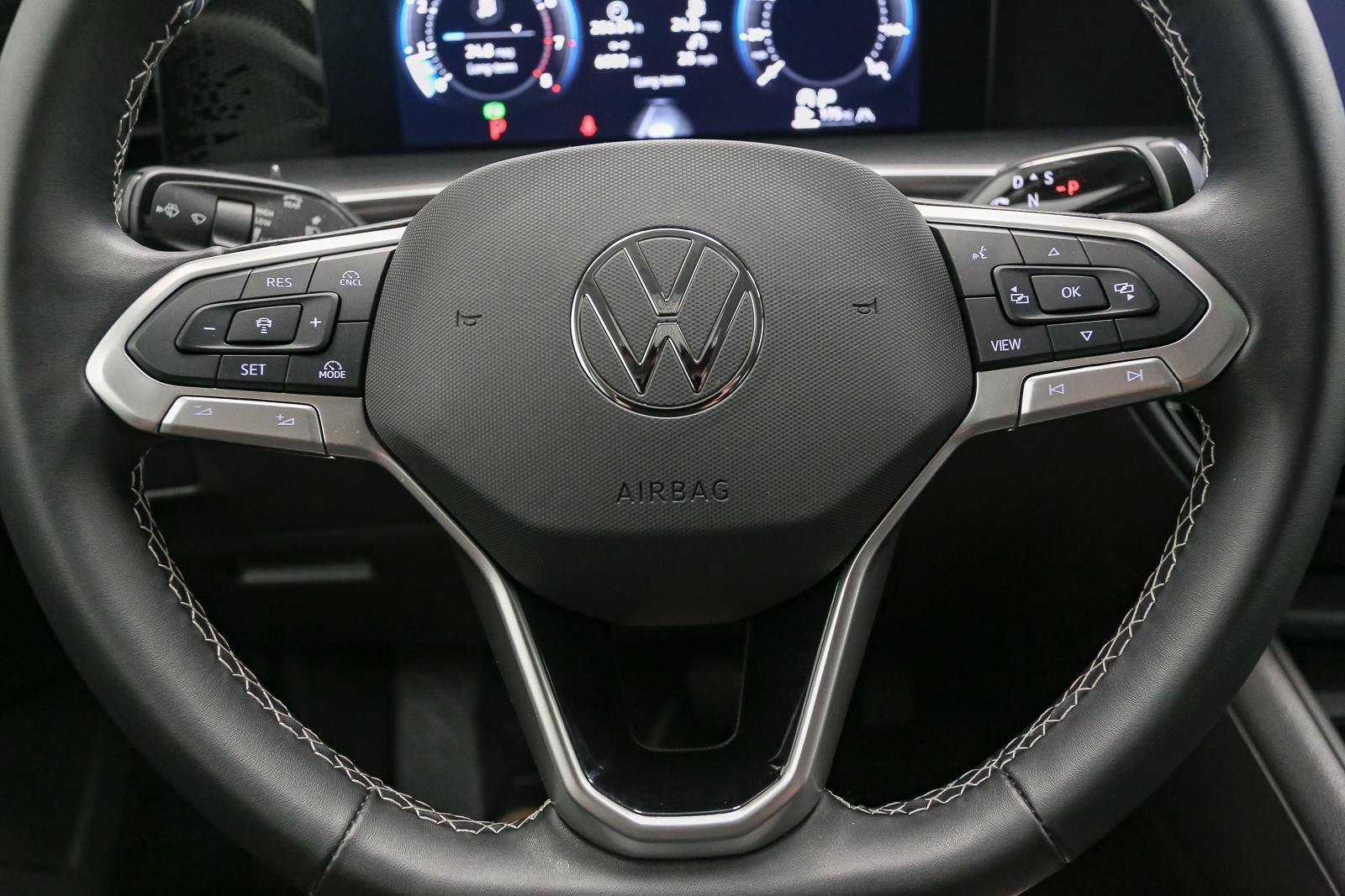 Used 2025 Volkswagen Tiguan S w/ 18" Wheel Package AWD/4WD image 32