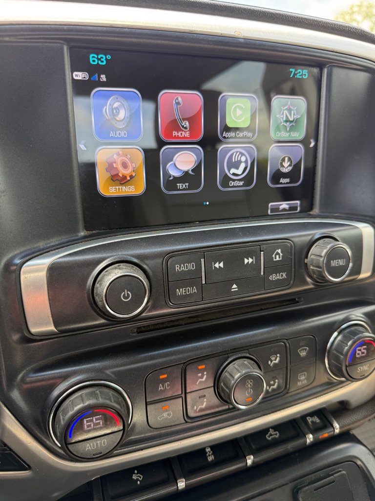 Used 2018 GMC Sierra 1500 SLT w/ Texas SLT Premium Package RWD image 19