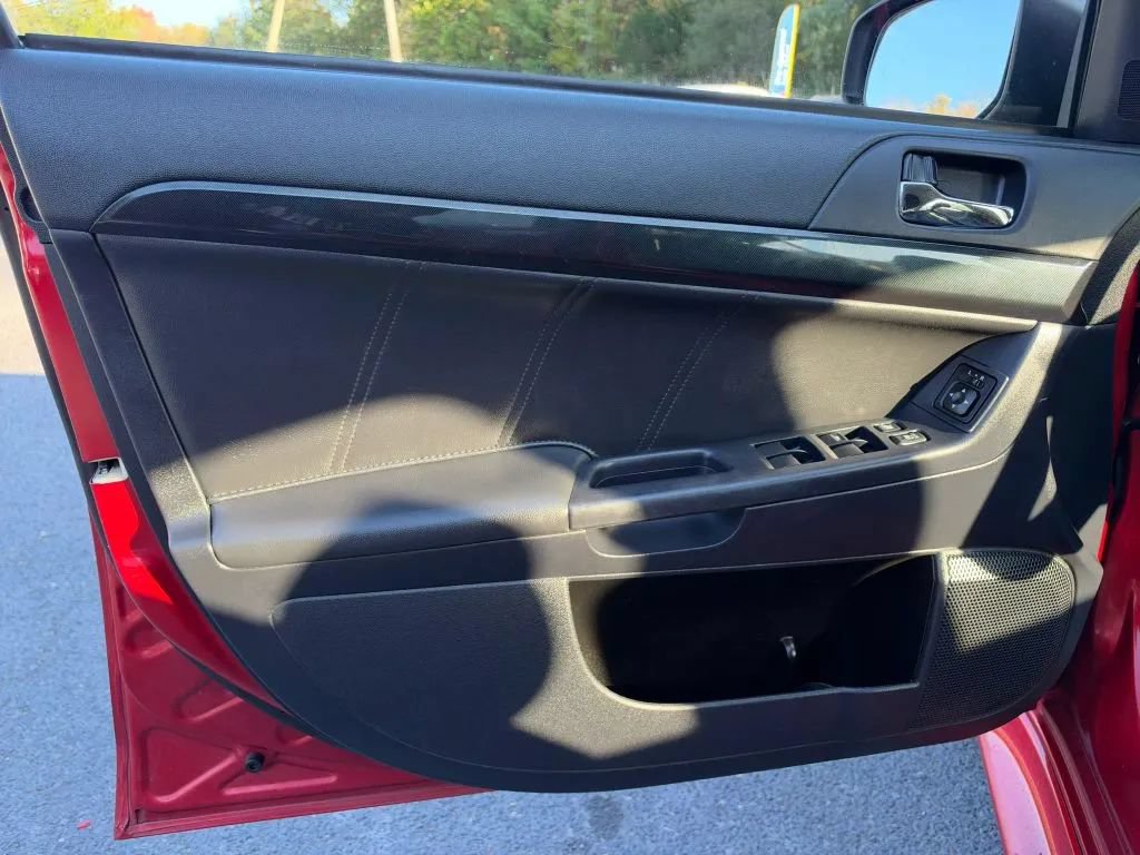 Used 2016 Mitsubishi Lancer SEL AWD/4WD image 12
