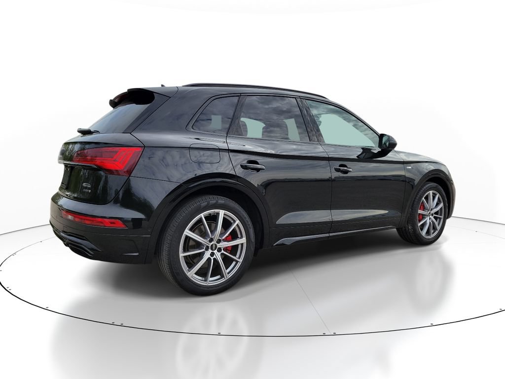 Used 2024 Audi Q5 e Prestige w/ Prestige Package AWD/4WD image 4