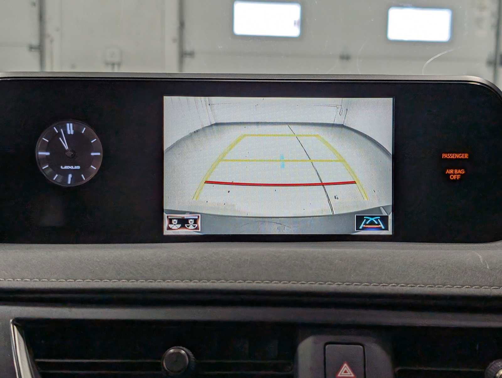 Used 2020 Lexus UX 250h w/ Premium Package image 26