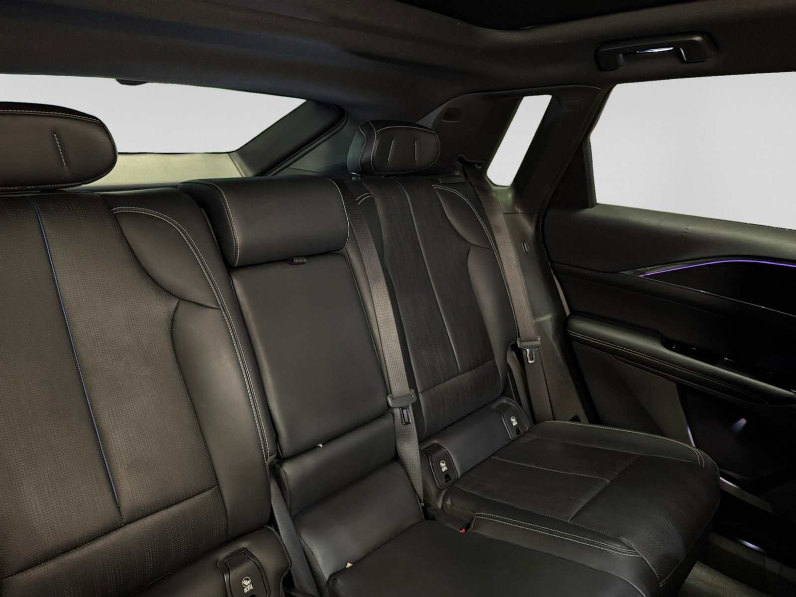 Used 2024 Cadillac Lyriq Sport w/ LPO, Floor Liner Package RWD image 20