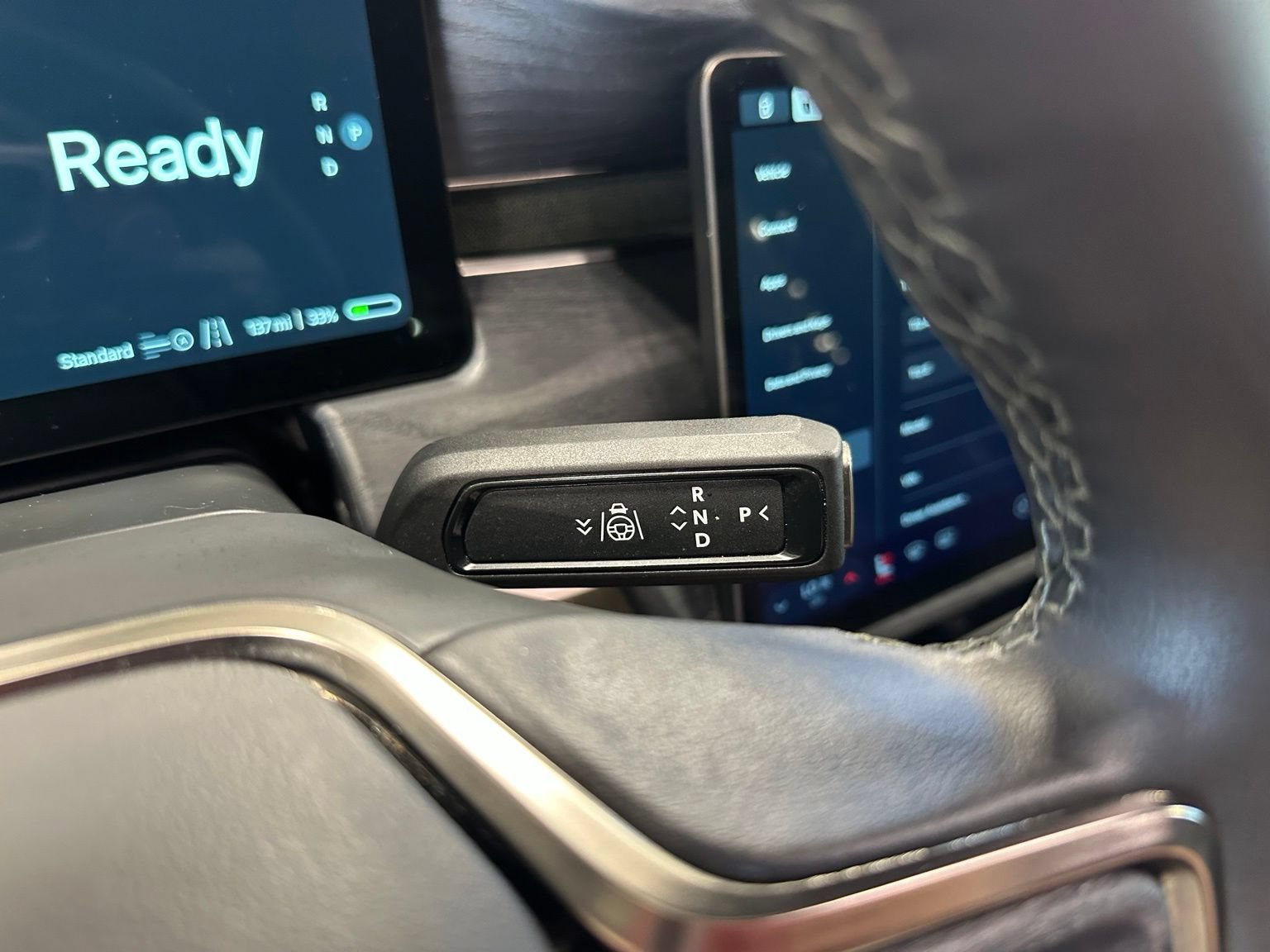 Used 2023 Rivian R1T Adventure AWD/4WD image 22