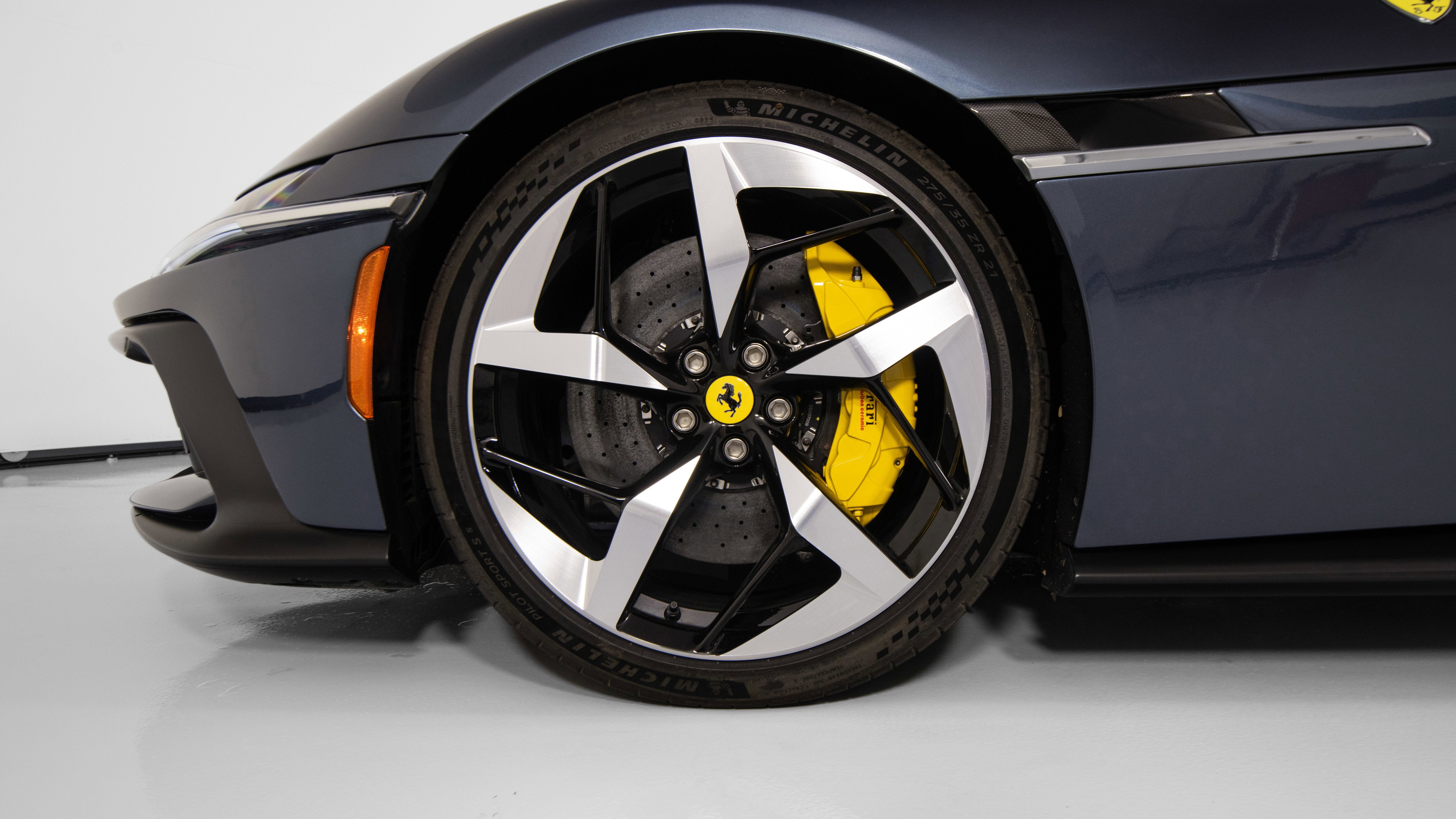 Certified 2025 Ferrari 12Cilindri image 12