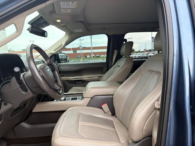 Used 2018 Ford Expedition Limited w/ Equipment Group 302A RWD image 8