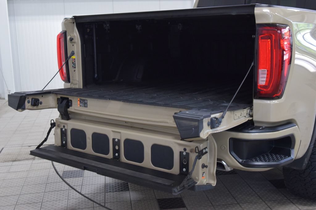 Used 2023 GMC Sierra 1500 AT4 w/ AT4 Premium Package AWD/4WD image 23