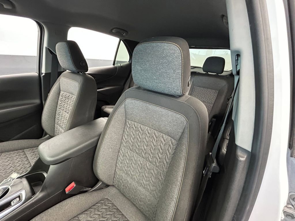 Used 2022 Chevrolet Equinox LT image 11