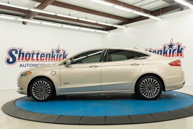 Used 2018 Ford Fusion Energi Platinum image 5
