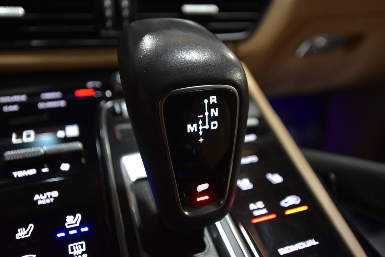 Used 2021 Porsche Cayenne AWD/4WD image 40