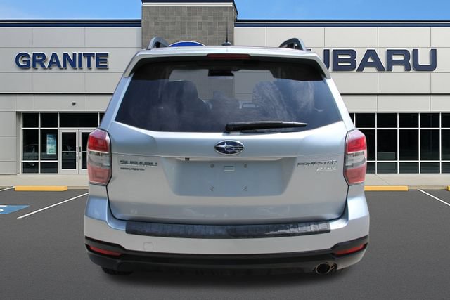 Used 2014 Subaru Forester 2.5i Limited AWD/4WD image 9