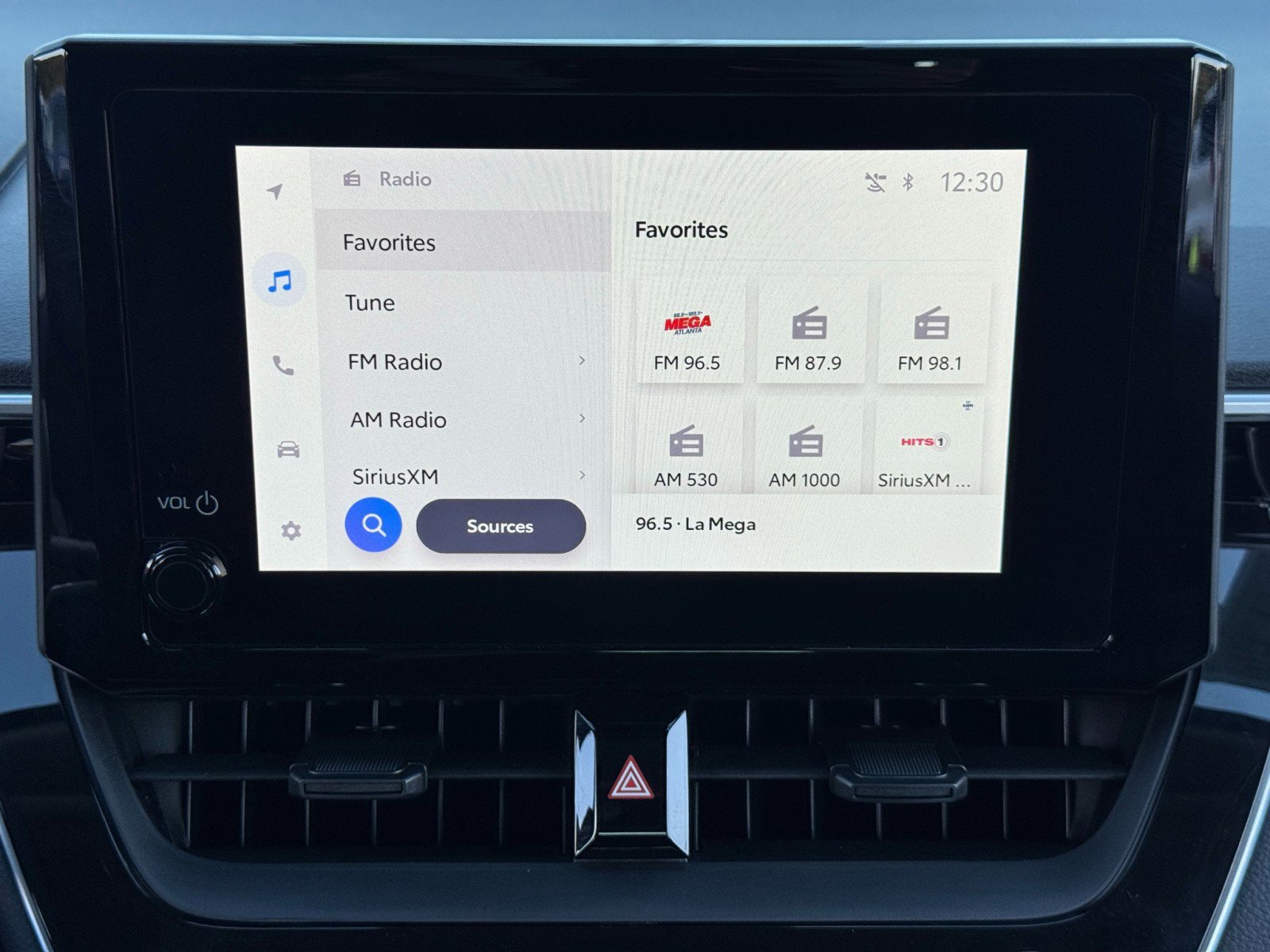 Used 2025 Toyota Corolla LE image 20