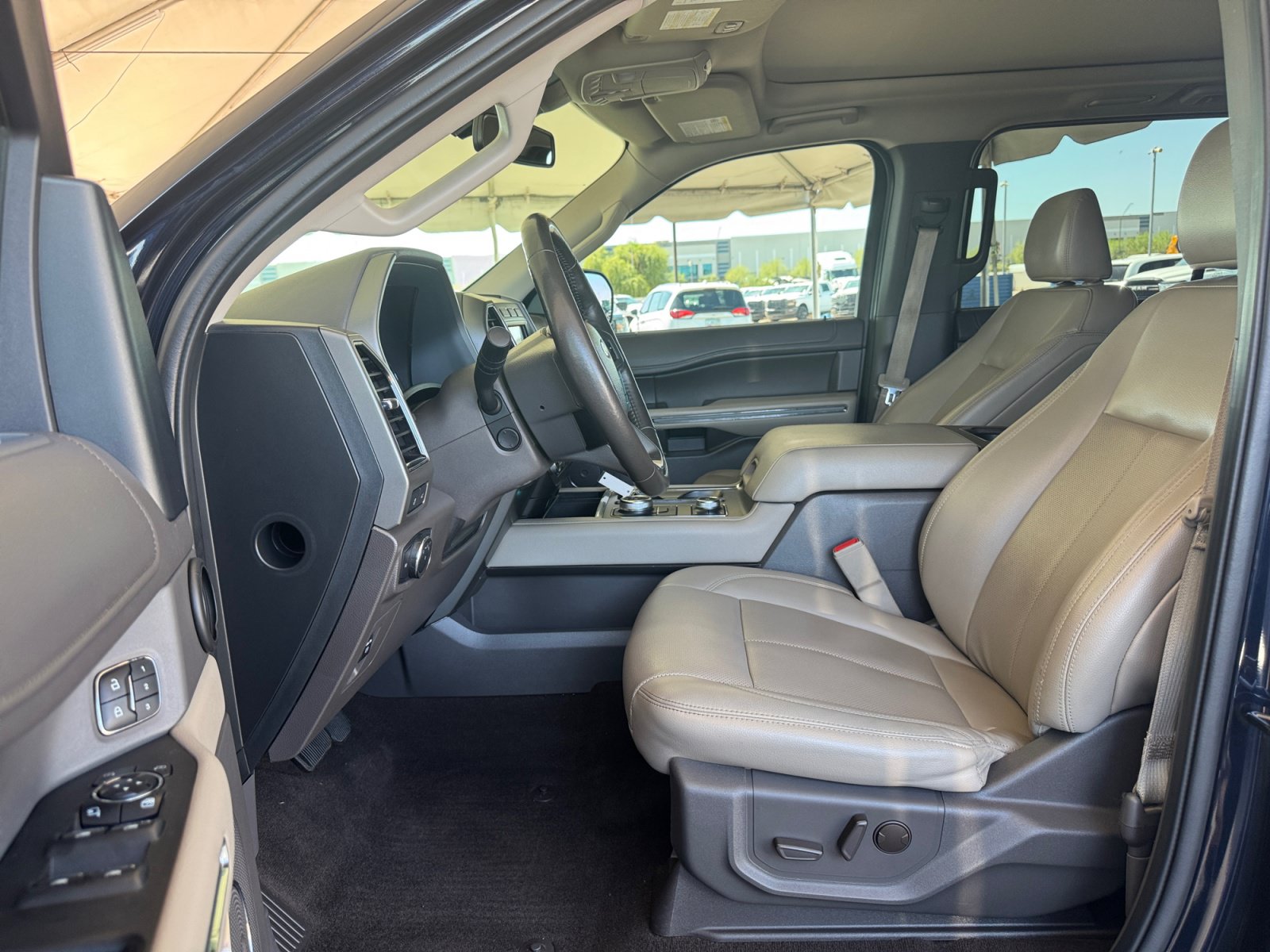 Used 2021 Ford Expedition XLT AWD/4WD image 9