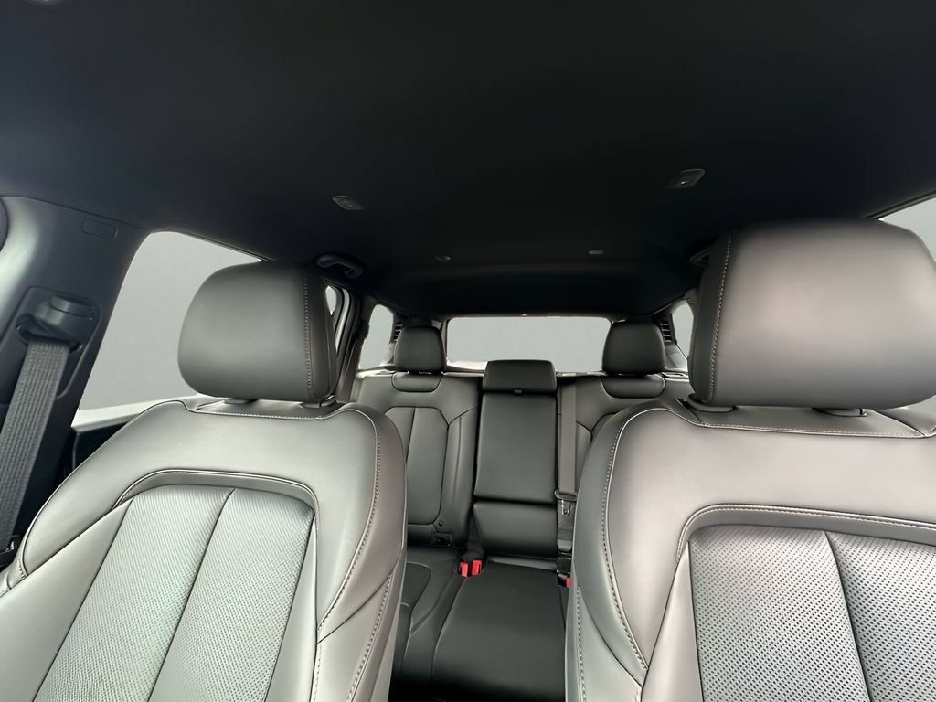 New 2026 Jeep Cherokee Limited AWD/4WD image 38