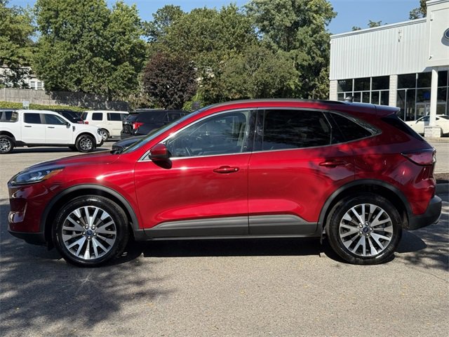 Used 2022 Ford Escape Titanium image 9