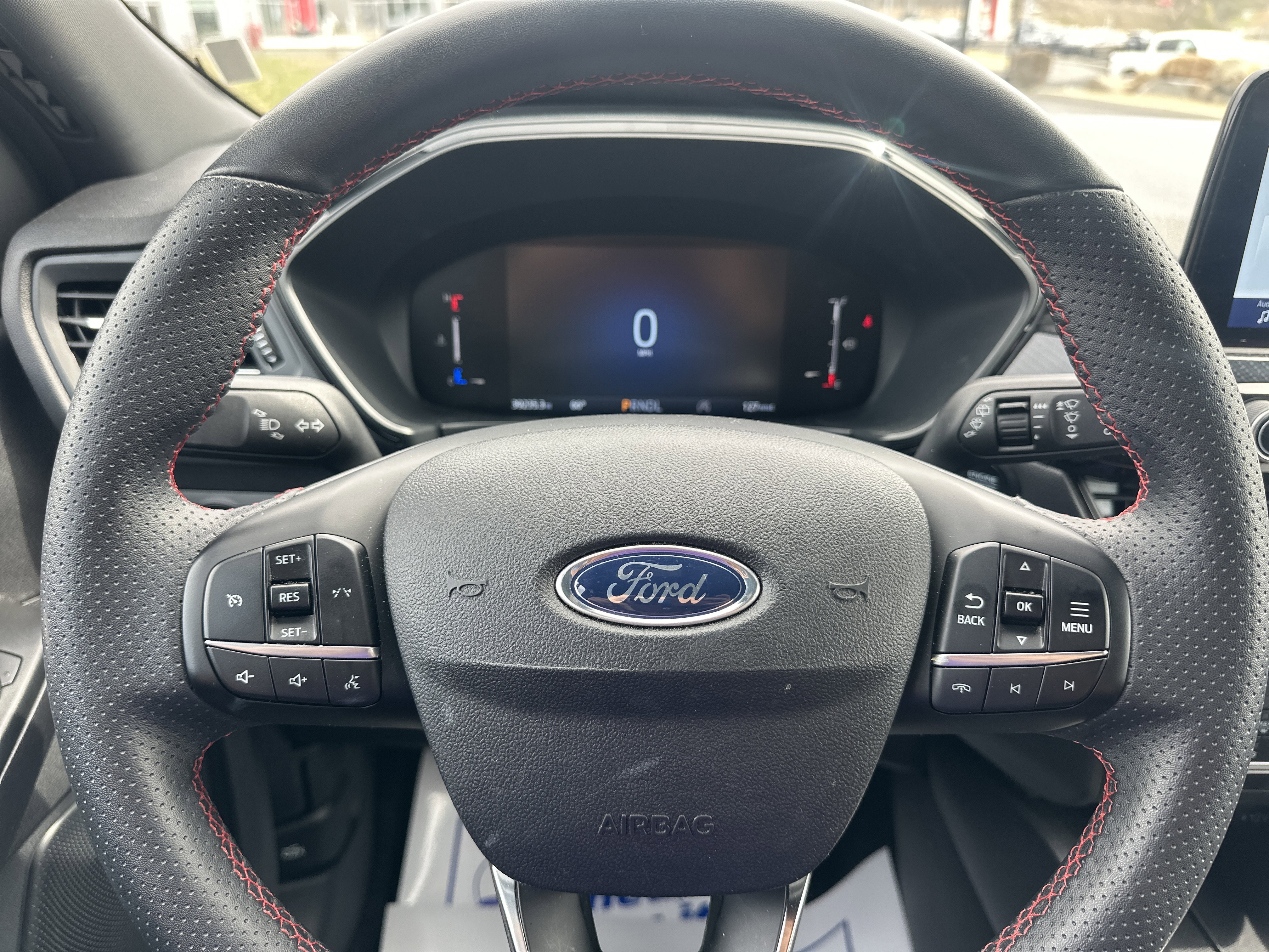 Used 2025 Ford Escape ST-Line image 11