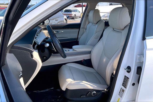 Used 2022 Genesis GV70 2.5T w/ Advanced Package image 25