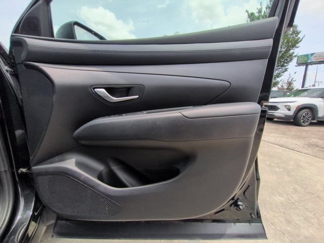 Used 2025 Hyundai Santa Cruz SEL AWD/4WD image 32