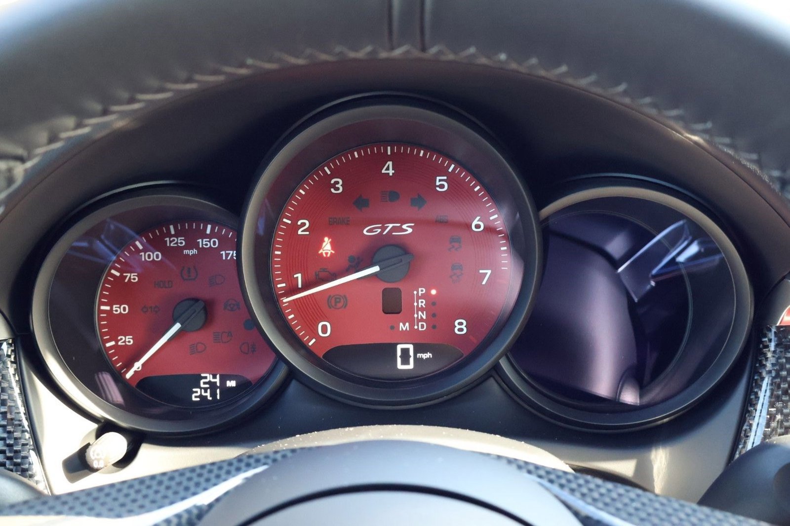 New 2026 Porsche Macan GTS image 16