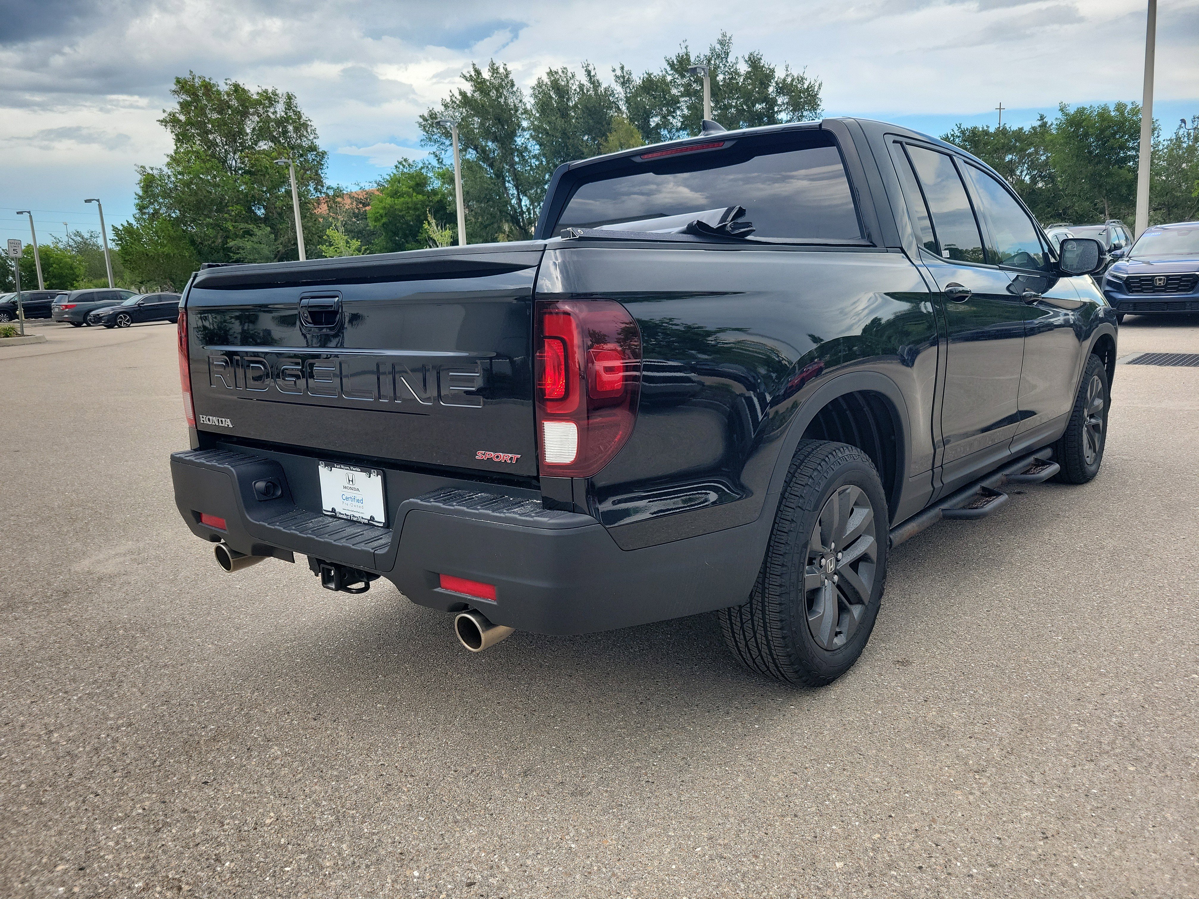Certified 2025 Honda Ridgeline Sport image 6