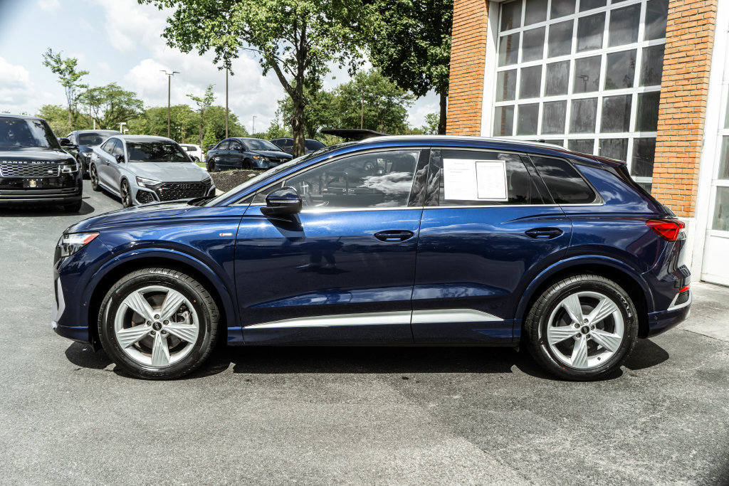 Used 2024 Audi Q4 e-tron Premium Plus AWD/4WD image 36