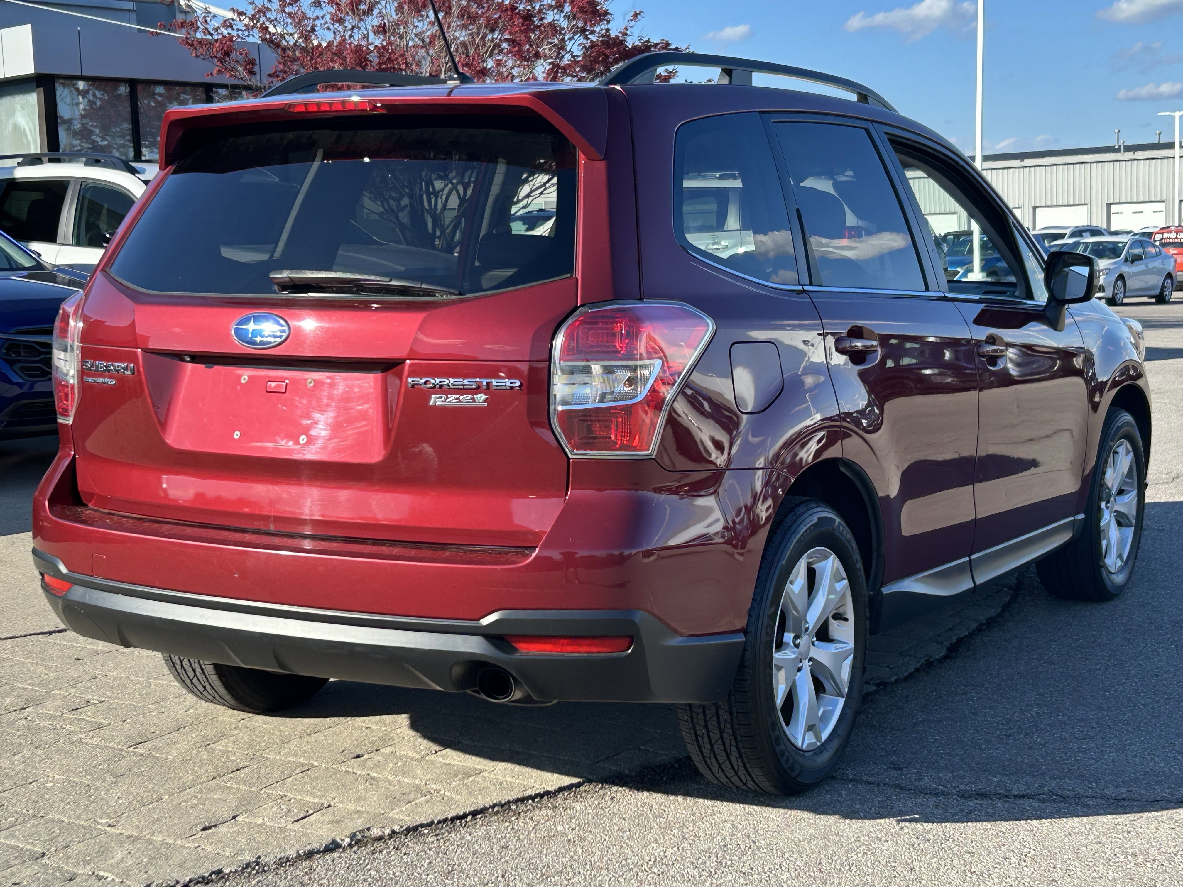 Used 2014 Subaru Forester 2.5i Limited AWD/4WD image 7