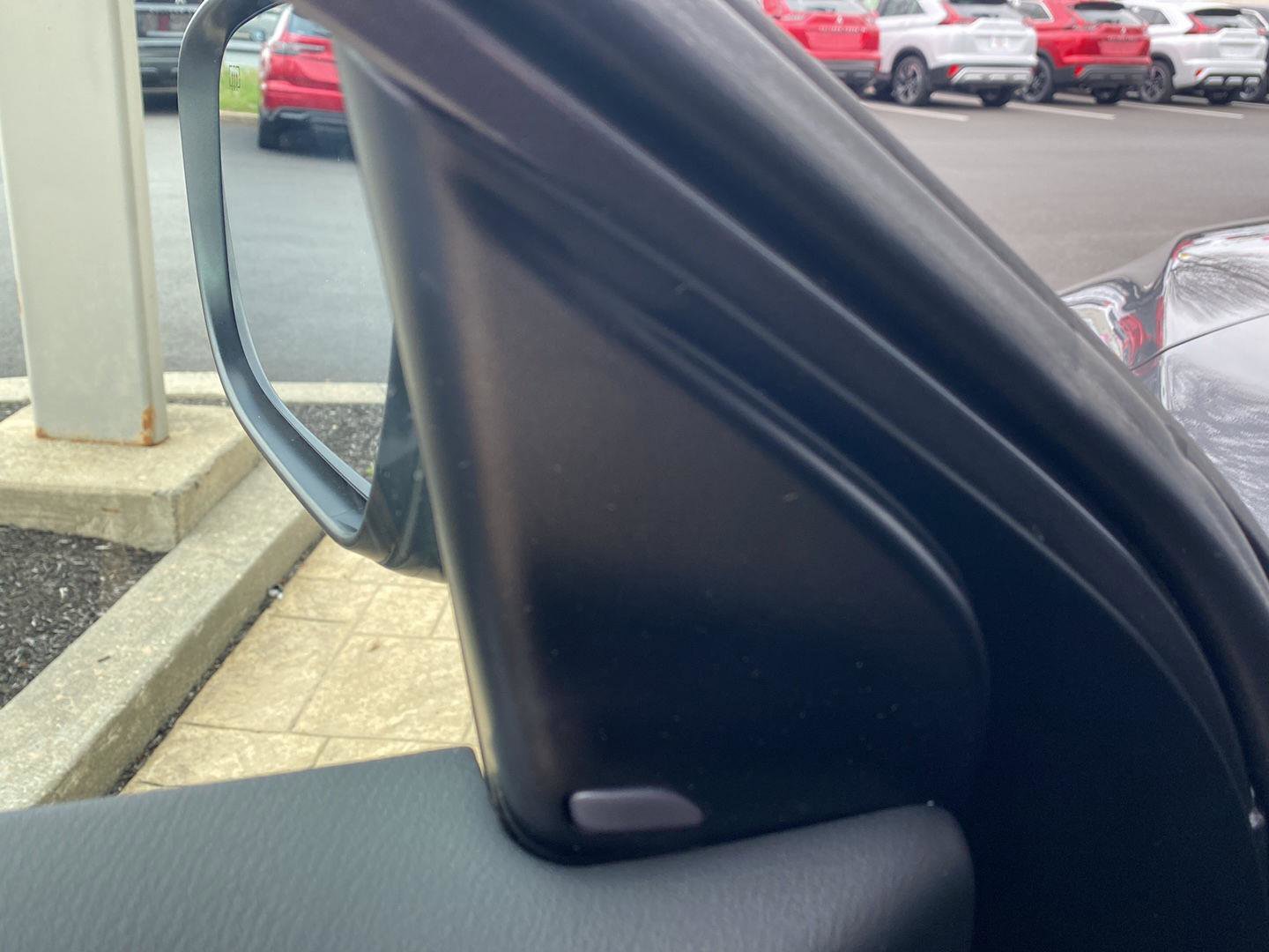 Used 2019 Nissan Pathfinder SL image 23