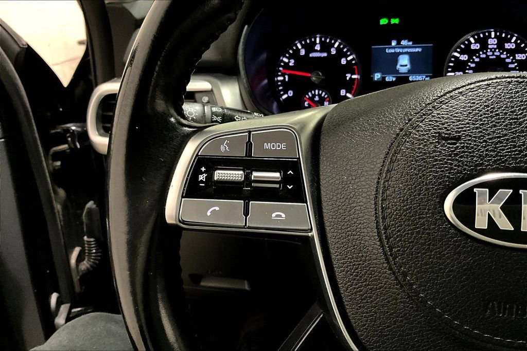 Used 2021 Kia Telluride LX image 11