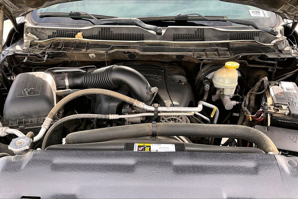 Used 2017 RAM 1500 Express image 31