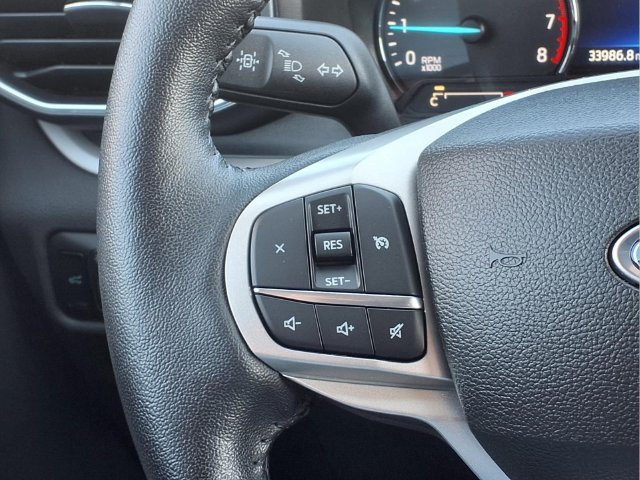 Used 2023 Ford Explorer XLT w/ Equipment Group 202A AWD/4WD image 31