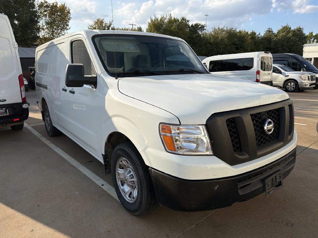 Used 2021 Nissan NV 2500 SV RWD image 2