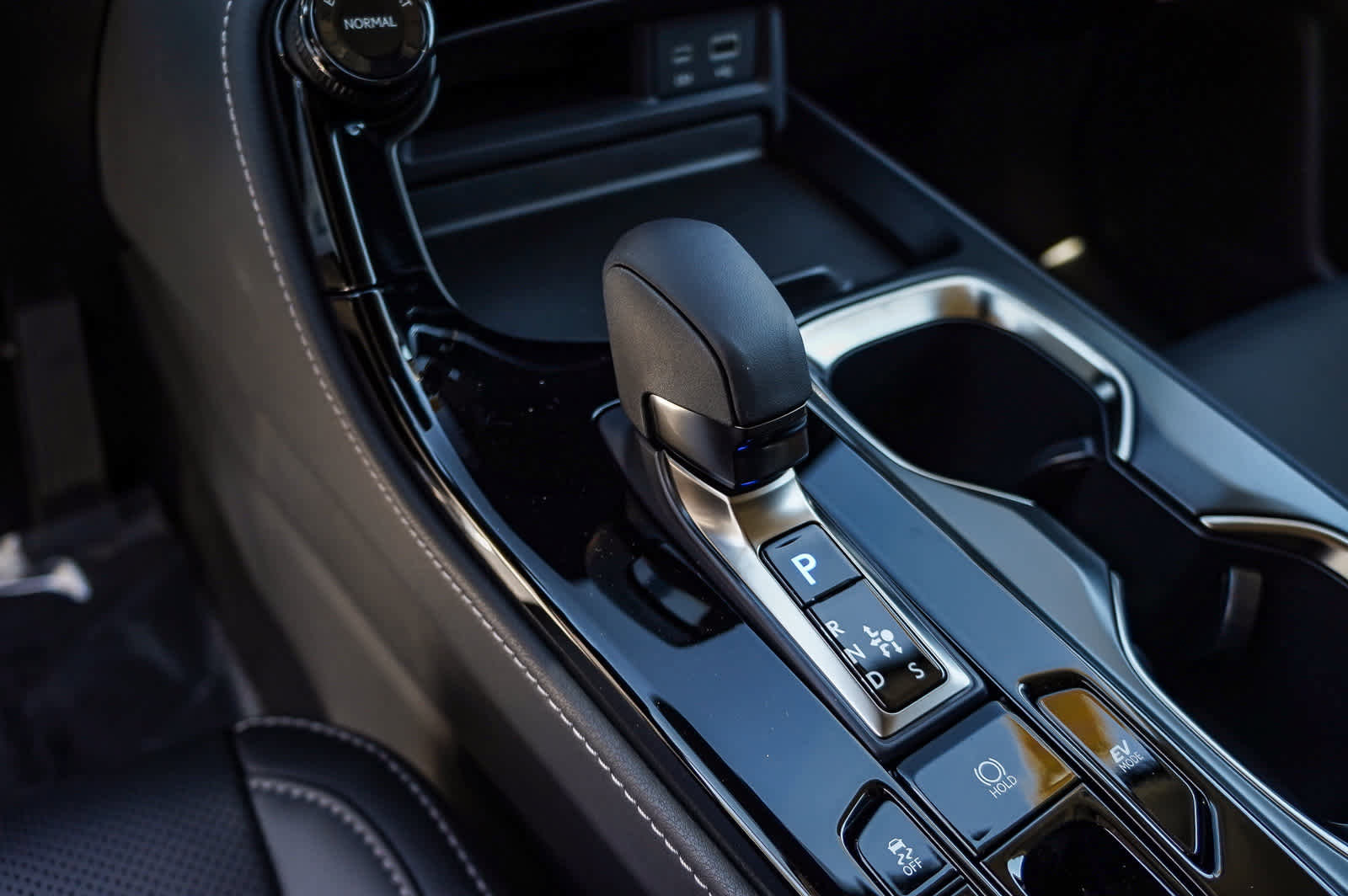 New 2025 Lexus NX 350h AWD w/ Premium Package image 22