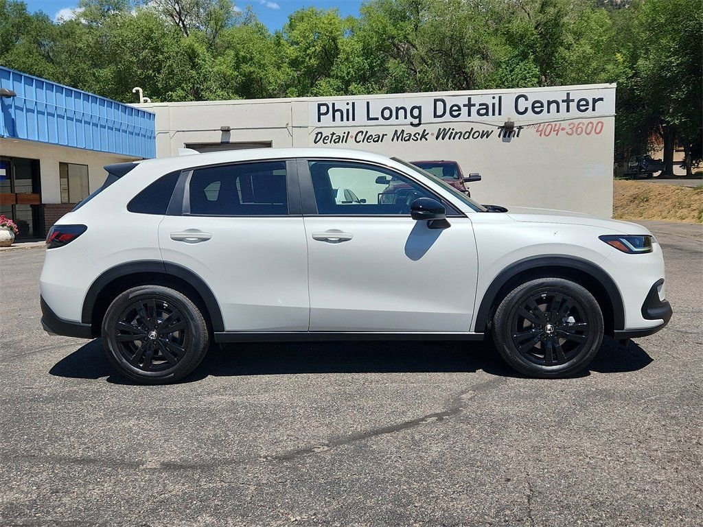 New 2026 Honda HR-V Sport image 2